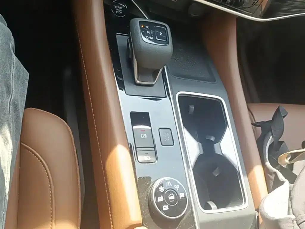 2024 Volkswagen Land Cruiser 380VC-TURBO 4WD Supreme Edition (6-seater) — миниатюра 14