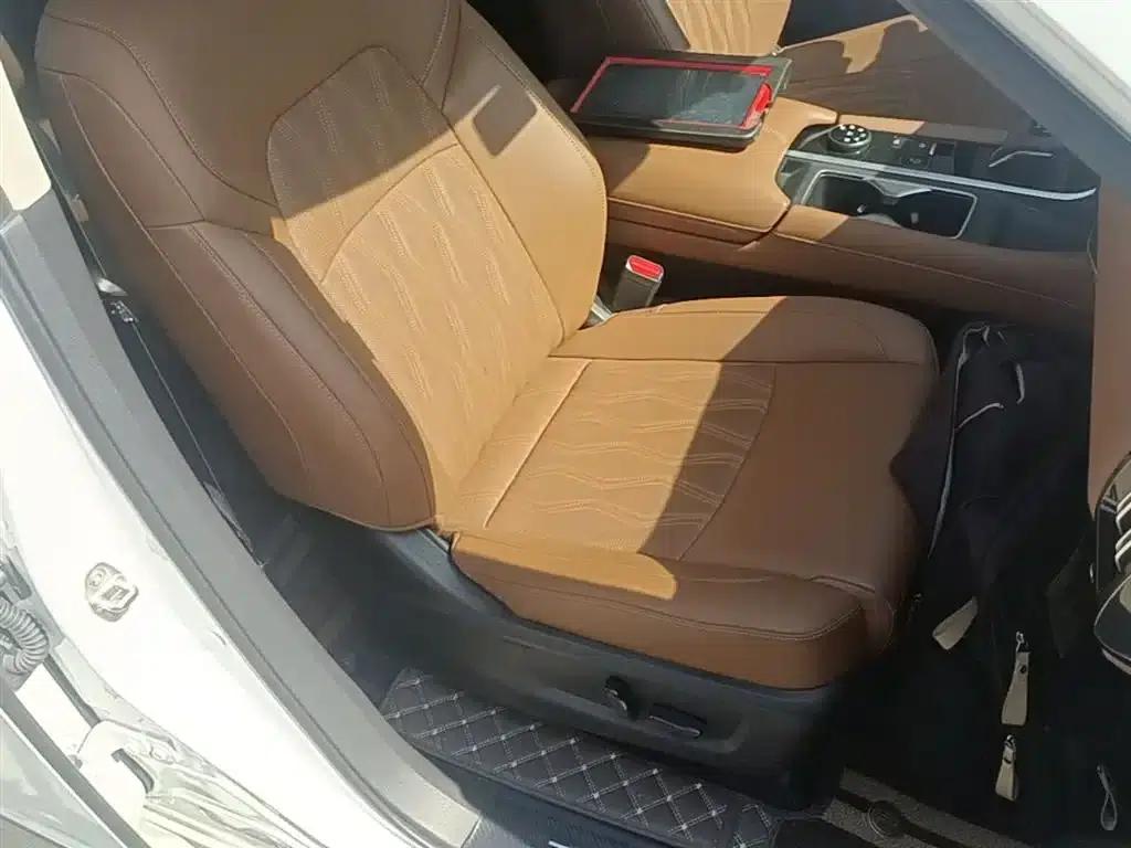 2024 Volkswagen Land Cruiser 380VC-TURBO 4WD Supreme Edition (6-seater) — миниатюра 25