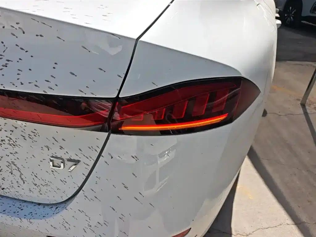 Roewe D7 2025 DMH 125km World Champion Edition — миниатюра 8