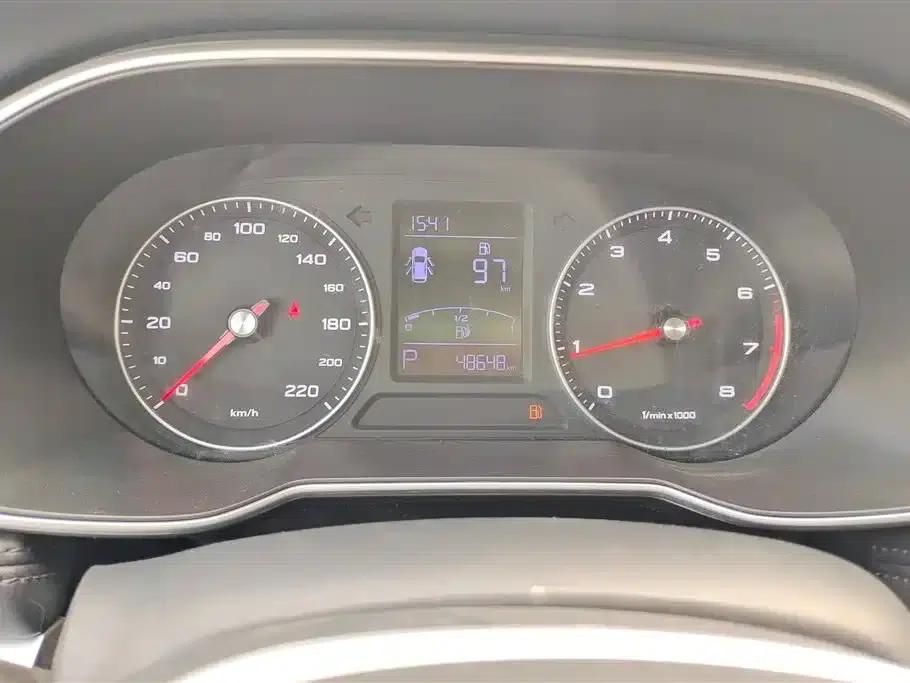 Roewe RX3 2018 1.6L CVT Flagship Edition — миниатюра 13