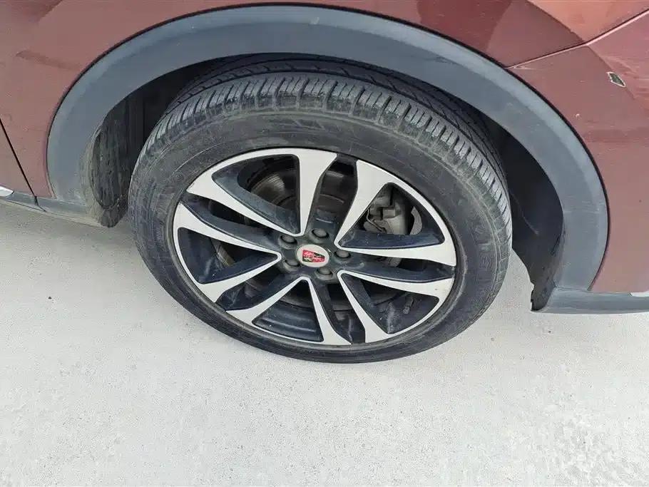 Roewe RX3 2018 1.6L CVT Flagship Edition — миниатюра 5