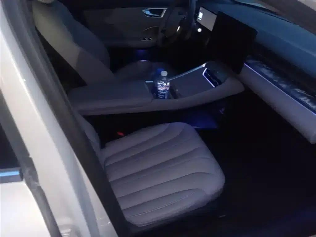 Roewe M7 DMH 2025 160km Premium Edition — миниатюра 25
