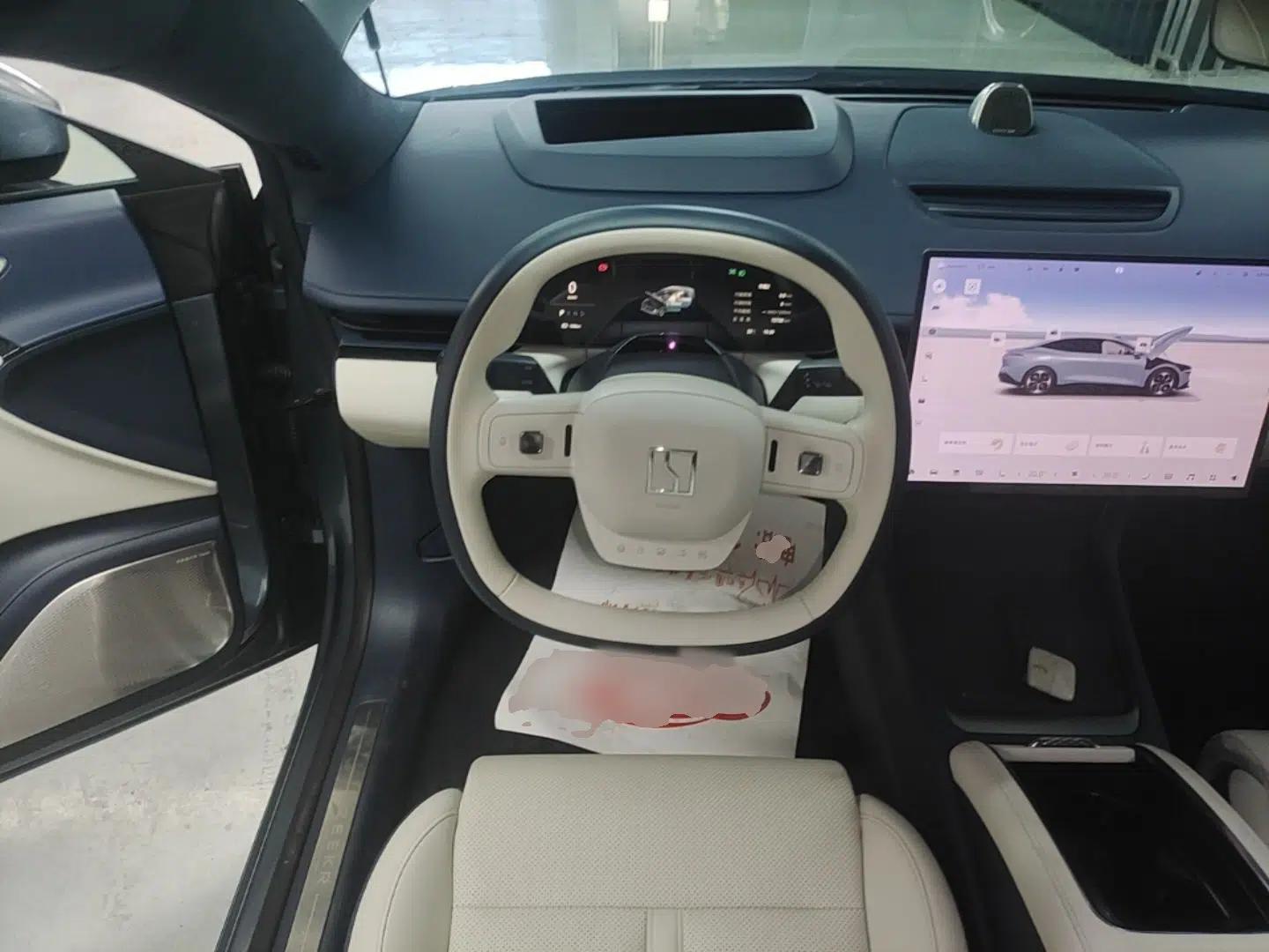 Zeekr 007 2024 Rear-Drive Intelligent Driving Version 75 kWh — миниатюра 14