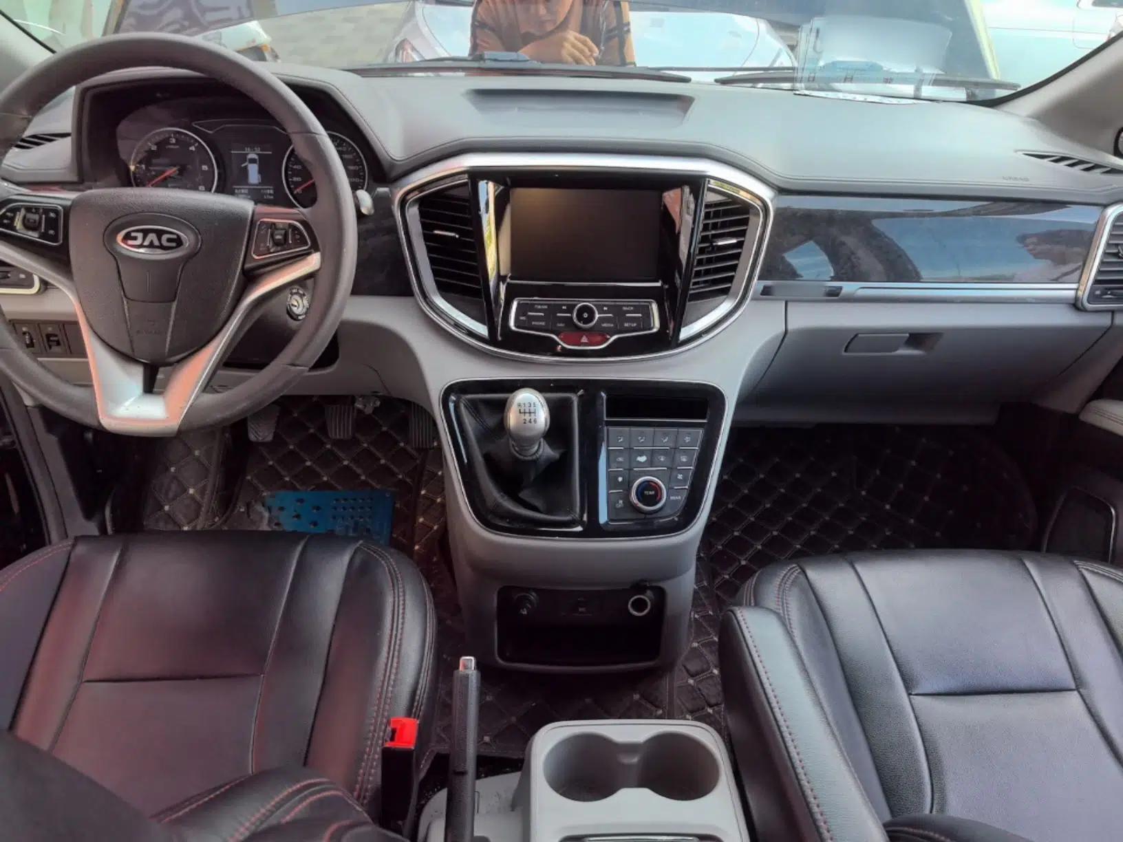 JAC Refine M4 2017 1.9T Diesel Manual Luxury Model — миниатюра 13