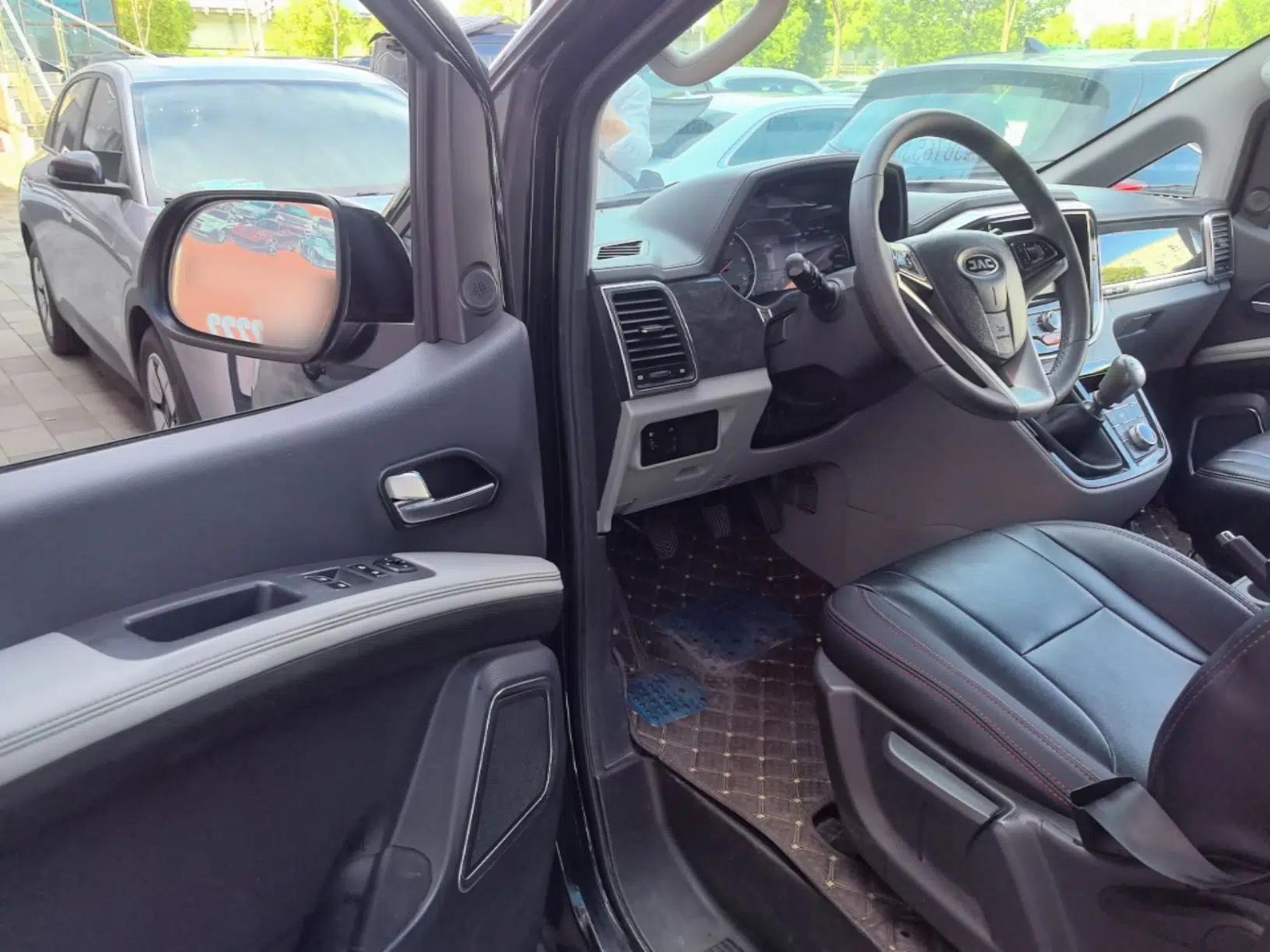 JAC Refine M4 2017 1.9T Diesel Manual Luxury Model — миниатюра 19