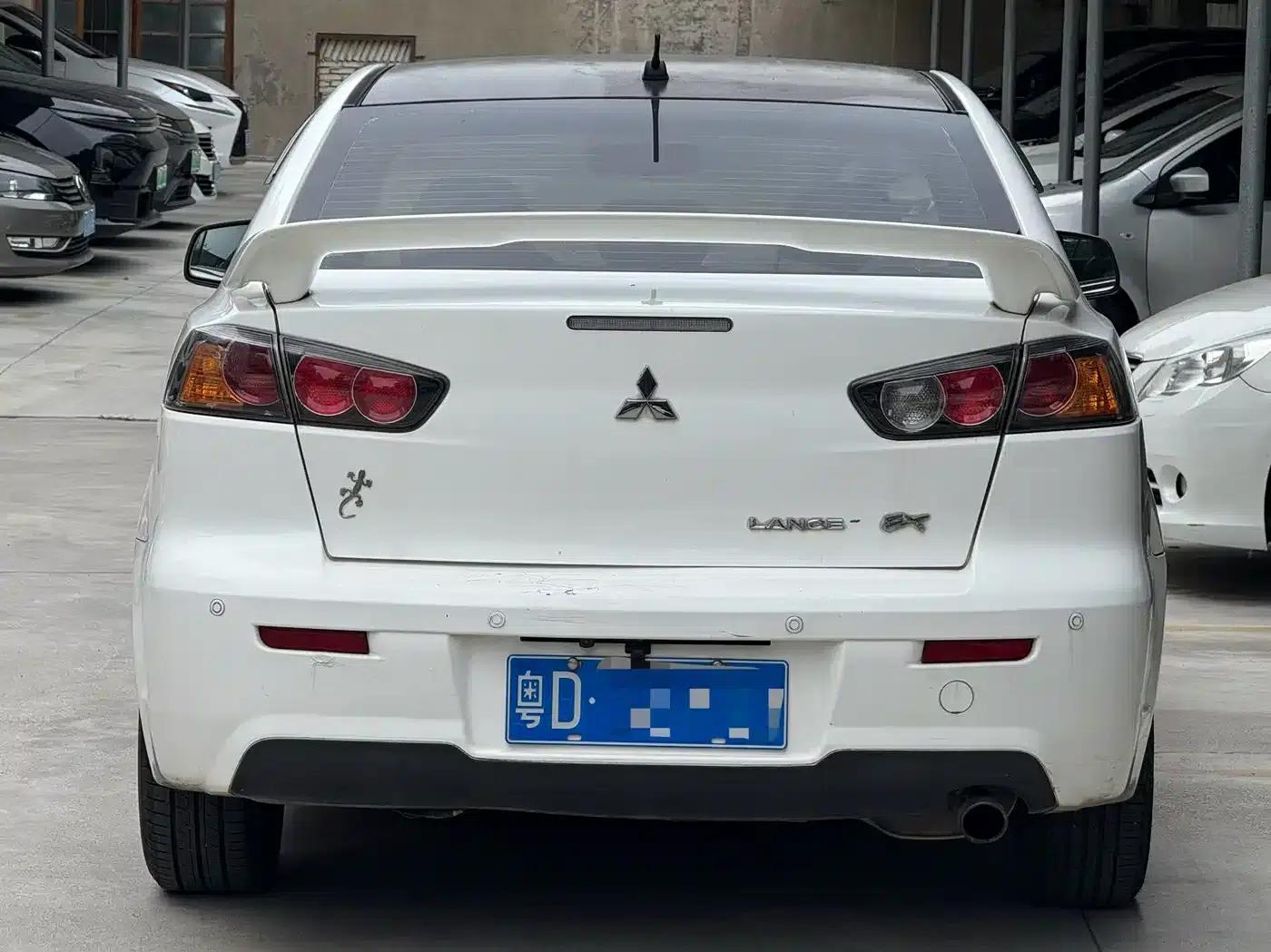 Lancer EX 2013 Luxury Edition 1.8L CVT — миниатюра 9