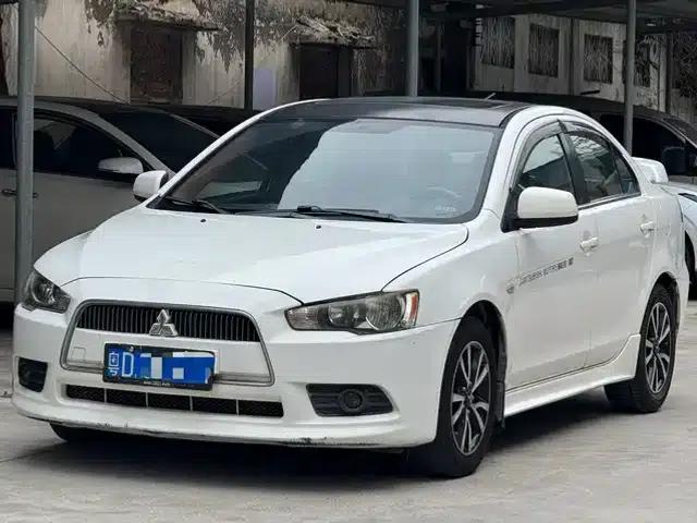 Lancer EX 2013 Luxury Edition 1.8L CVT