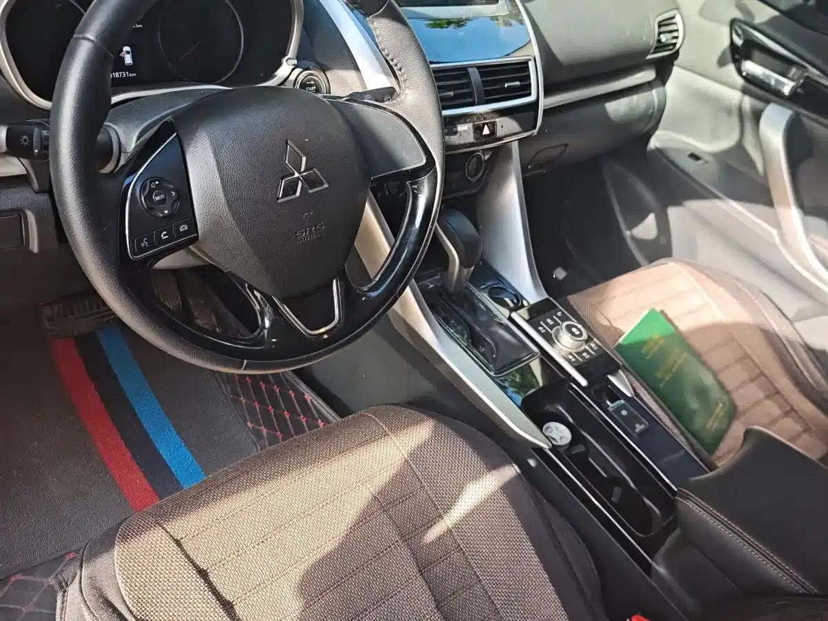 Eclipse Cross 2021 1.5T CVT 2WD Dream Edition — миниатюра 6