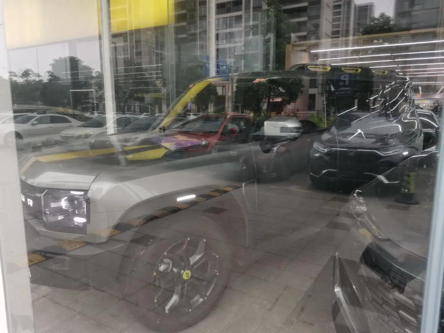 JETOUR Shanhai Traveler C-DM 2024 C-DM 129KM Linye Edition — миниатюра 1