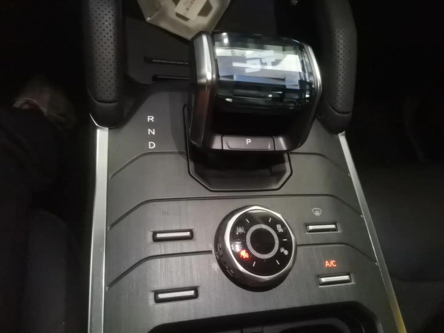 JETOUR Shanhai Traveler C-DM 2024 C-DM 129KM Linye Edition — миниатюра 17