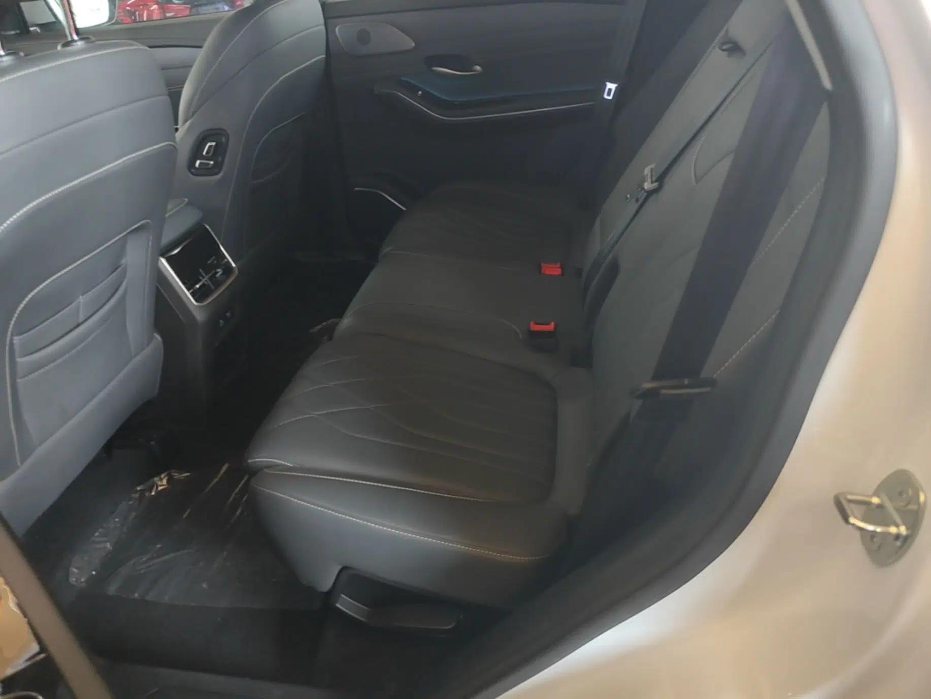 JETOUR Shanhai L9 2024 1.5TD 2DHT Pro 5-Seater — миниатюра 20