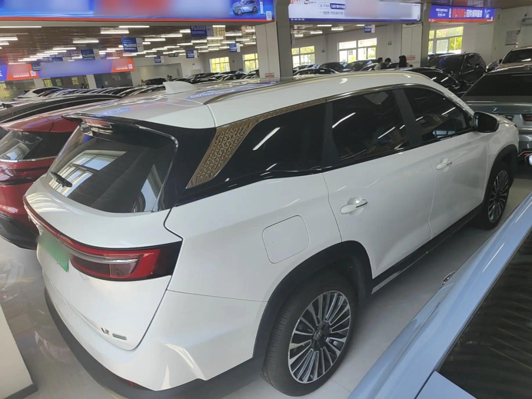 JETOUR Shanhai L9 2024 1.5TD 2DHT Pro 5-Seater — миниатюра 6