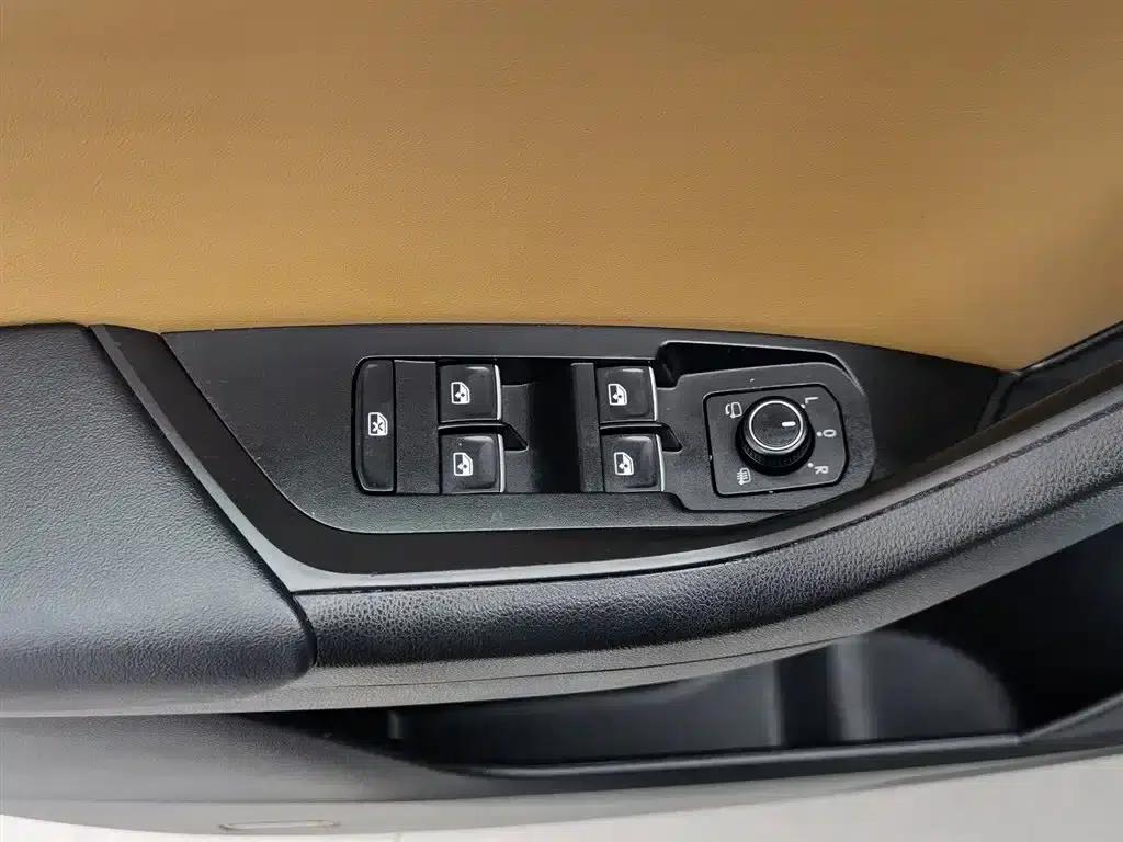 2019 Kodiaq GT TSI330 2WD Luxury Edition (China VI Emission Standard) — миниатюра 9