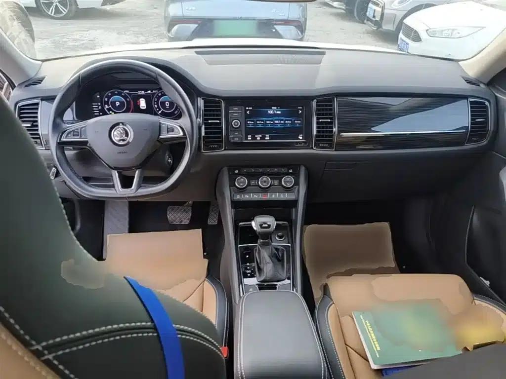 2019 Kodiaq GT TSI330 2WD Luxury Edition (China V Emission Standard) — миниатюра 10