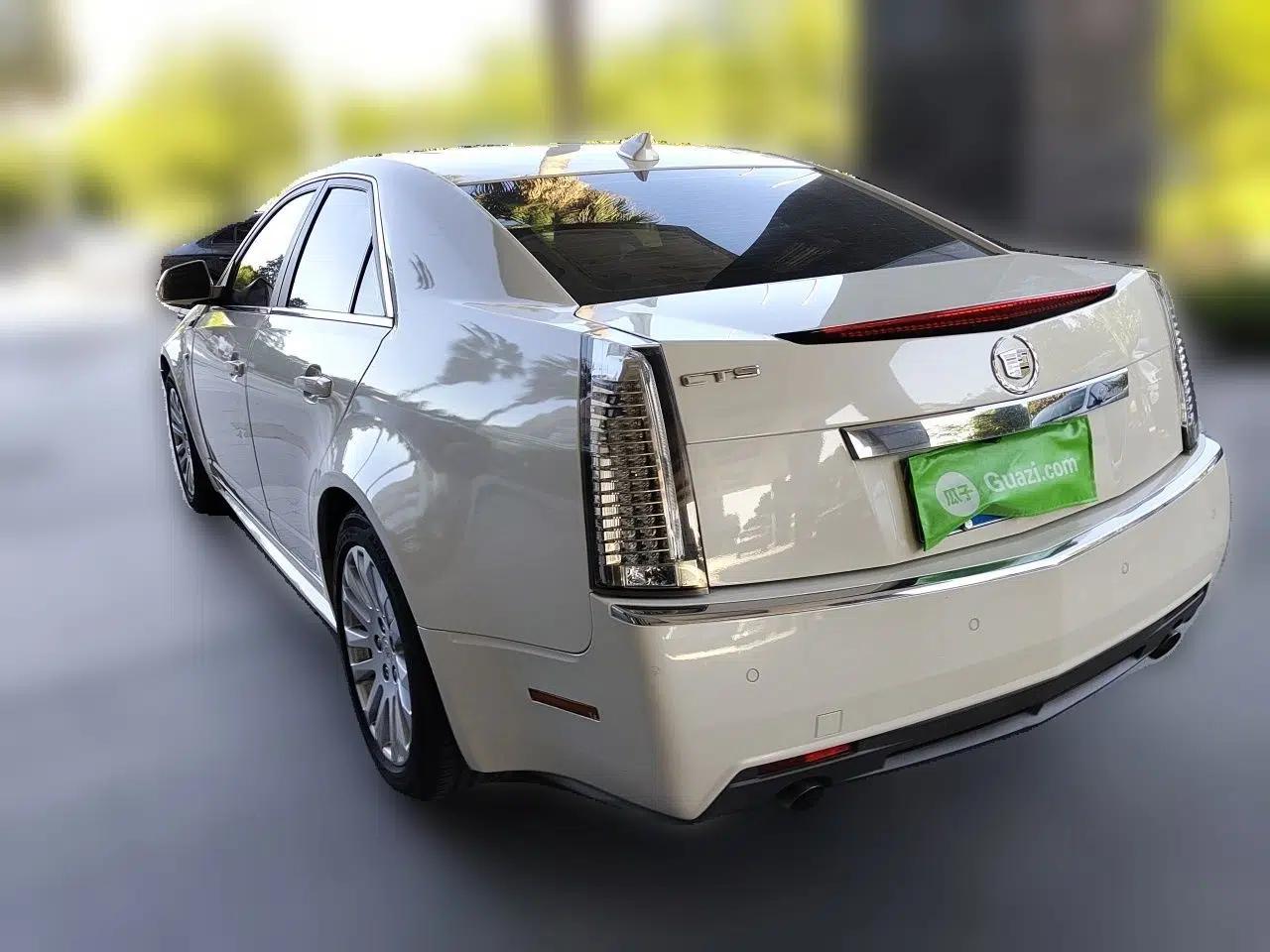 Cadillac CTS 2012 3.0L Luxury Sport Edition — миниатюра 4