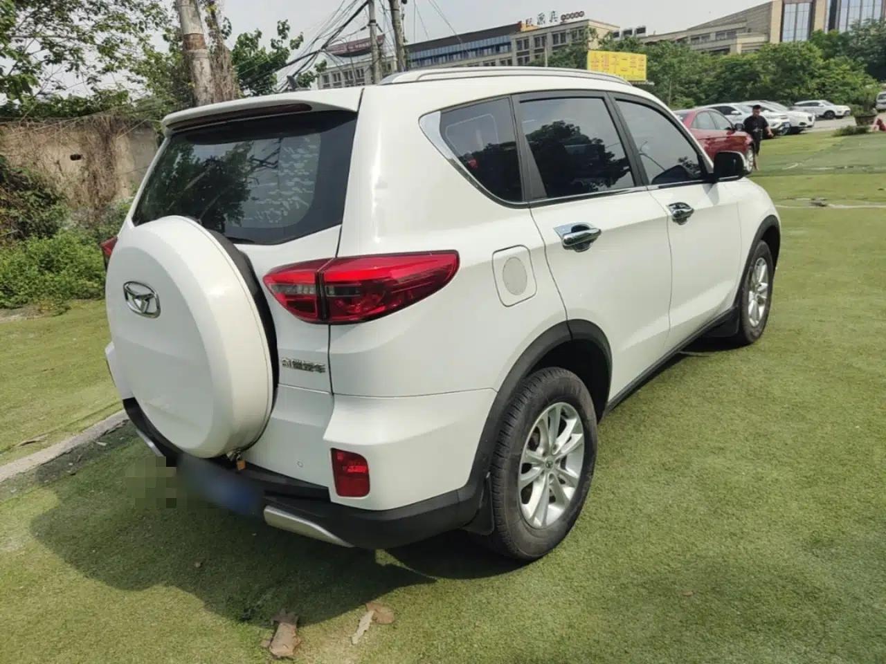 Cowin X3 2017 1.6L Manual Luxury Edition China V Standard — миниатюра 6