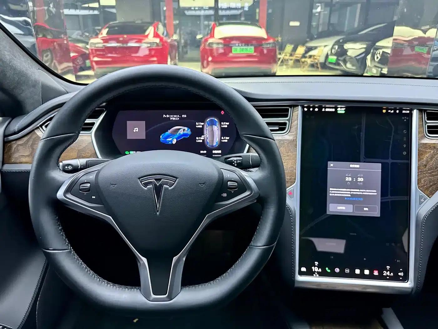 2017 Model S 75D Standard Range — миниатюра 14