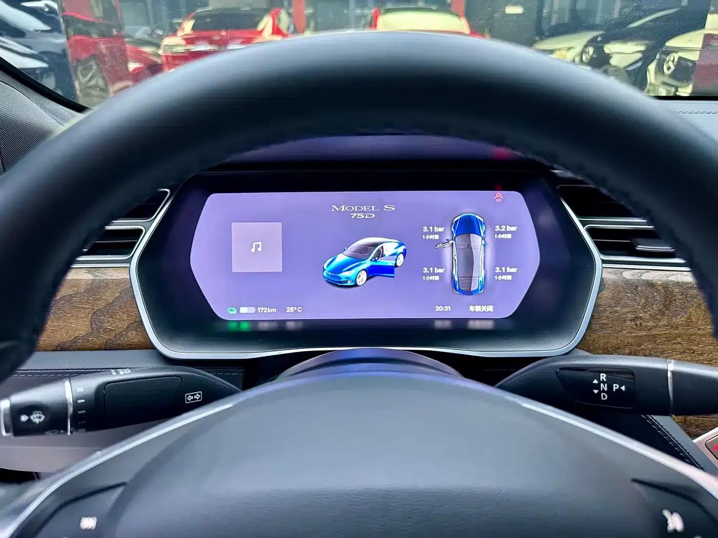 2017 Model S 75D Standard Range — миниатюра 17