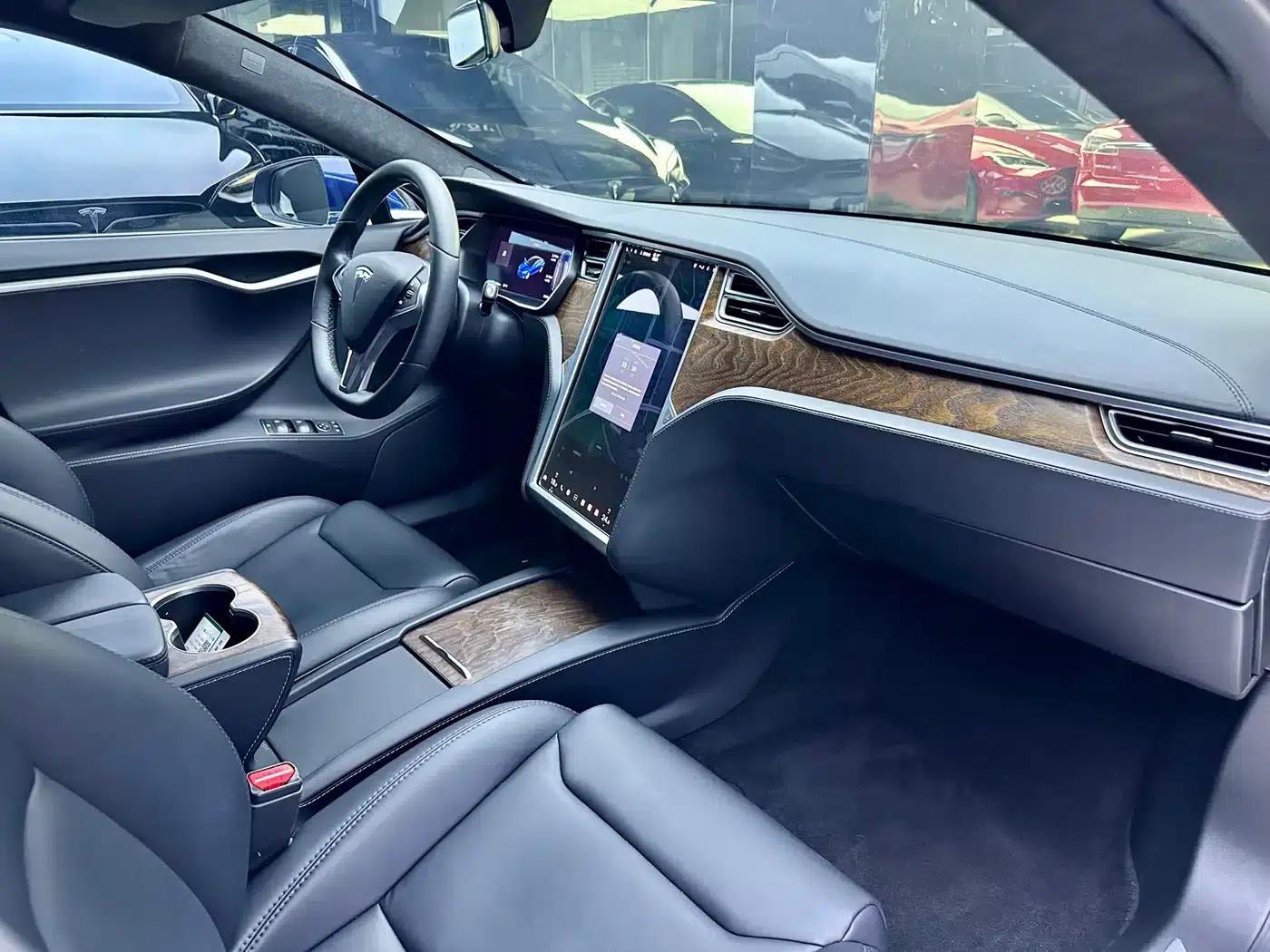 2017 Model S 75D Standard Range — миниатюра 10