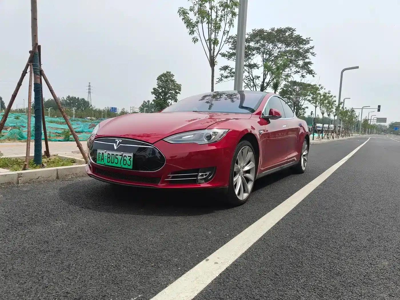 2014 Model S P85 — миниатюра 1