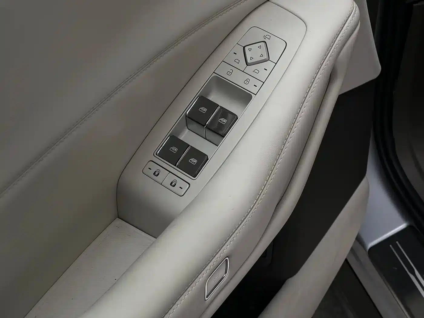 Denza N8L 2025 Premium Edition — миниатюра 27