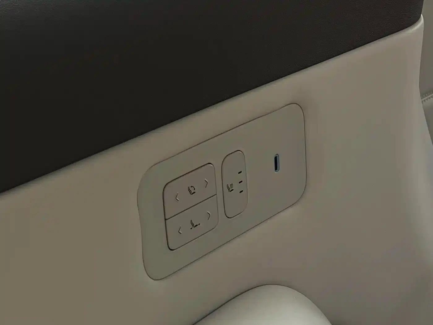 Denza N8L 2025 Premium Edition — миниатюра 29