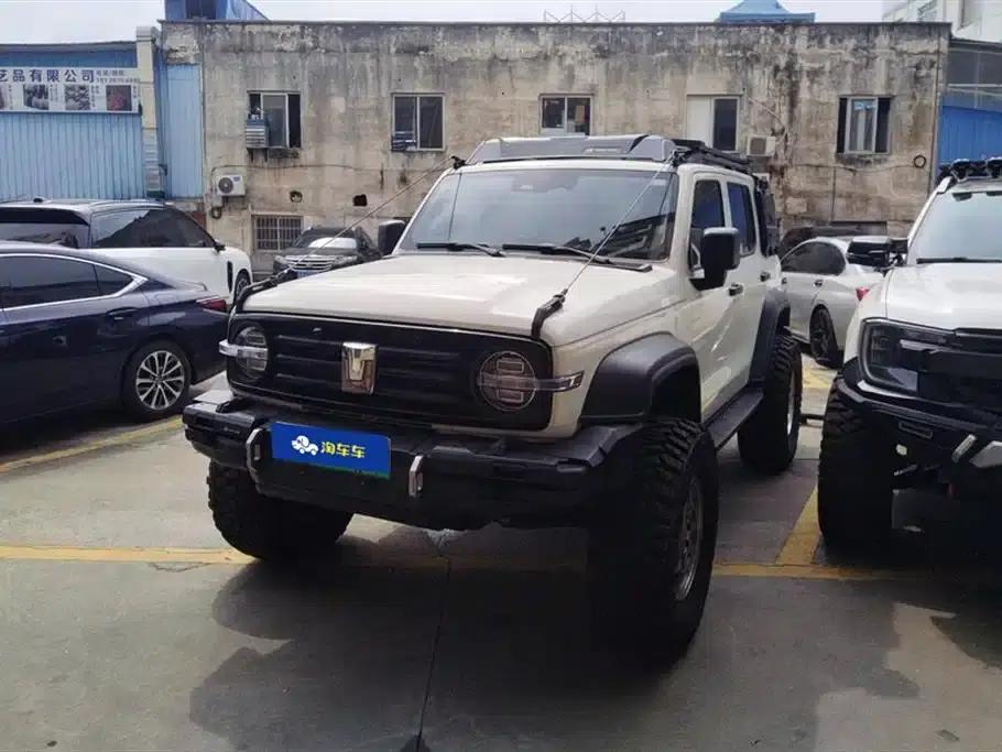 Tank 300 New Energy 2025 Hi4-T 37.1kWh — миниатюра 1
