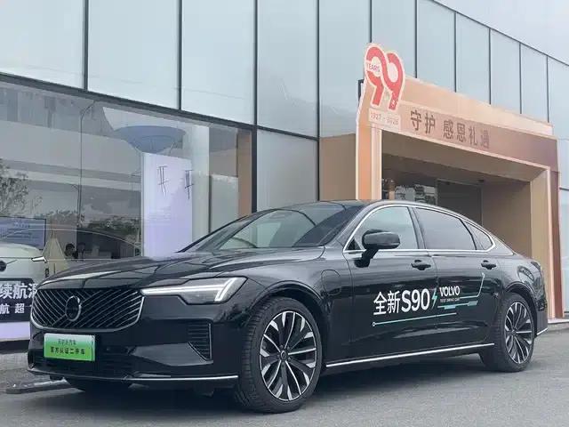 2026 Volvo S90 Plug-in Hybrid, All-Wheel Drive, Long Range, Inscription Luxury Edition