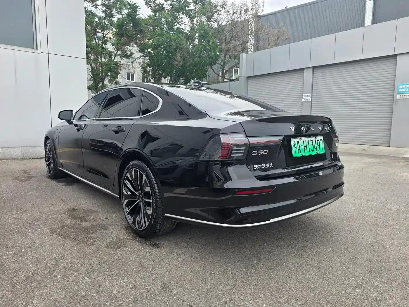 2026 Volvo S90 Plug-in Hybrid, All-Wheel Drive, Long Range, Inscription Luxury Edition — миниатюра 7