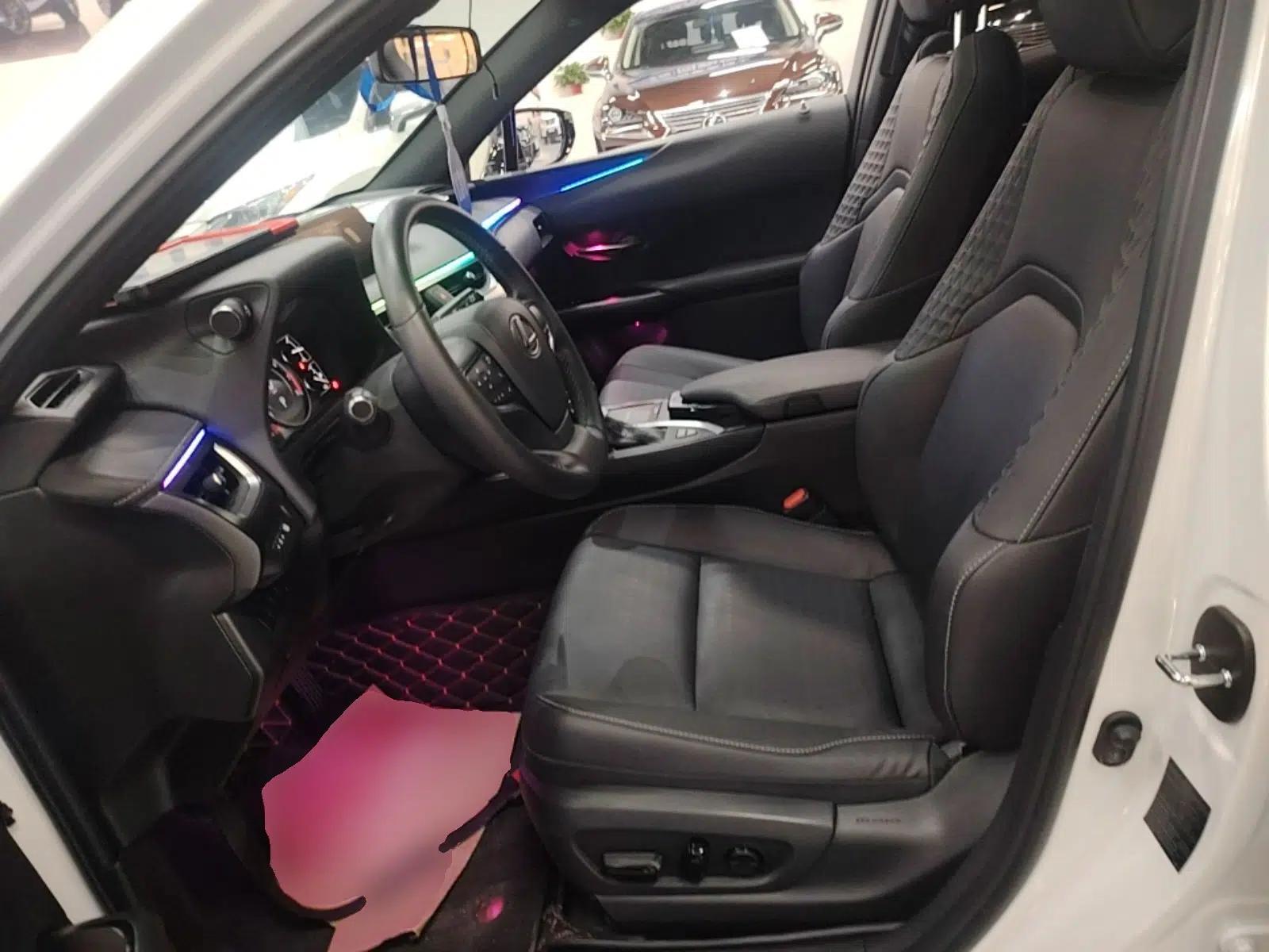 Lexus UX 2020 200 Special Edition — миниатюра 18