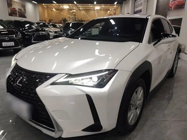 Lexus UX 2020 200 Special Edition