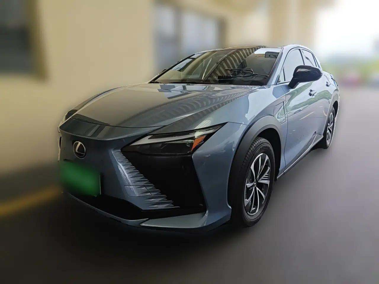 Lexus RZ 2023 300e Long-Range Indulgence Edition — миниатюра 1