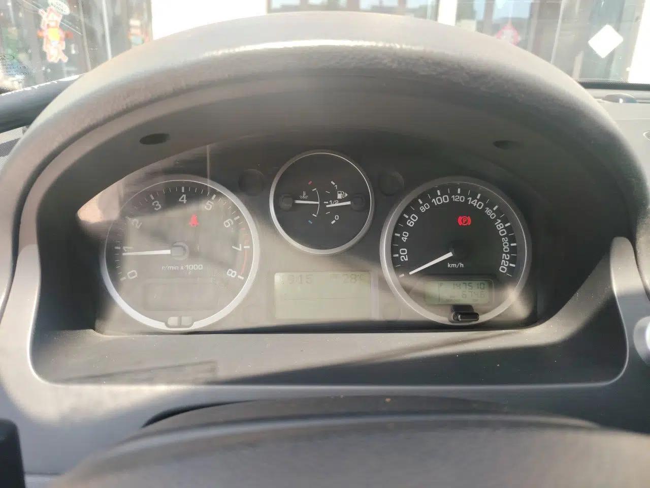 Land Rover Freelander 2 2012 2.0T Si4 SE Gasoline Version — миниатюра 12