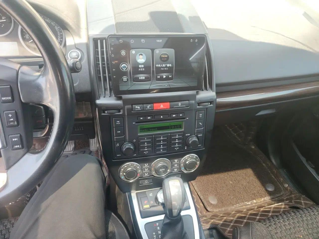 Land Rover Freelander 2 2012 2.0T Si4 SE Gasoline Version — миниатюра 14