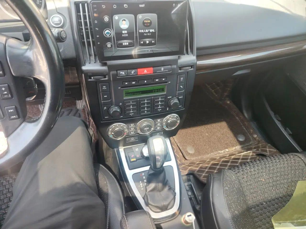 Land Rover Freelander 2 2012 2.0T Si4 SE Gasoline Version — миниатюра 15
