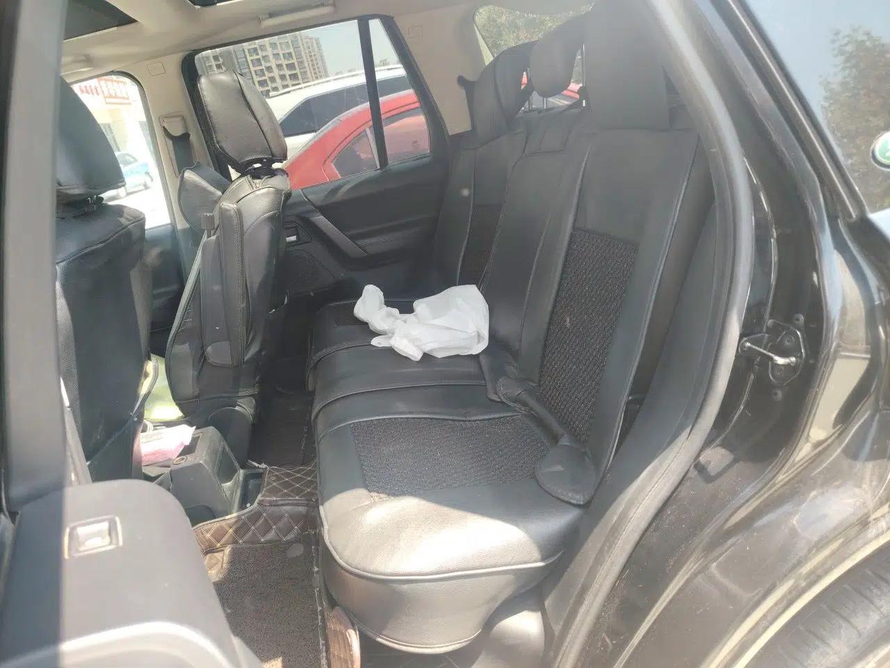 Land Rover Freelander 2 2012 2.0T Si4 SE Gasoline Version — миниатюра 18