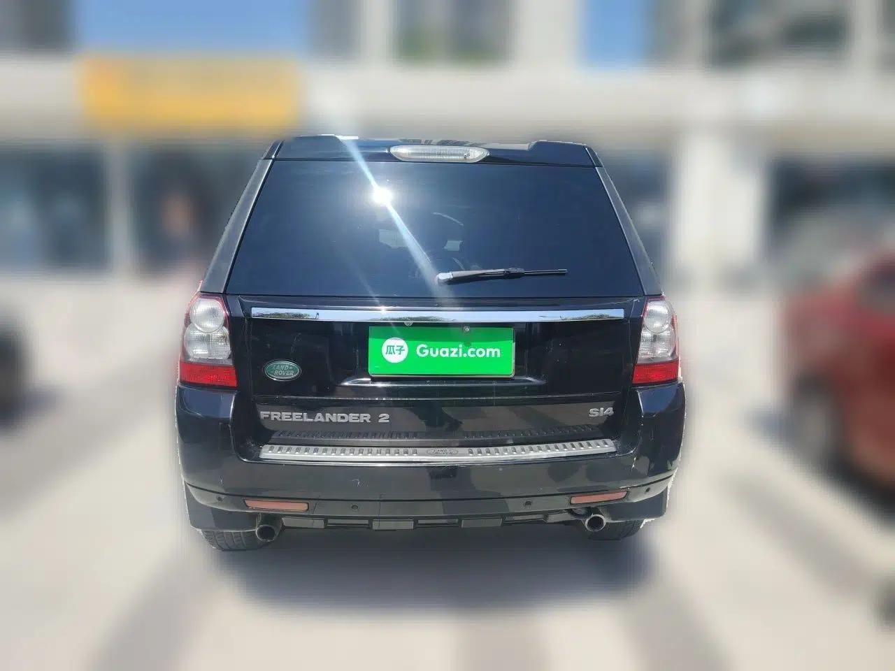 Land Rover Freelander 2 2012 2.0T Si4 SE Gasoline Version — миниатюра 5