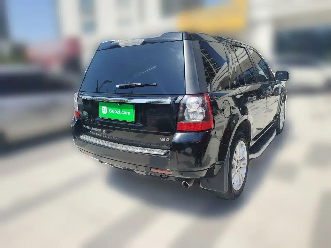 Land Rover Freelander 2 2012 2.0T Si4 SE Gasoline Version — миниатюра 6