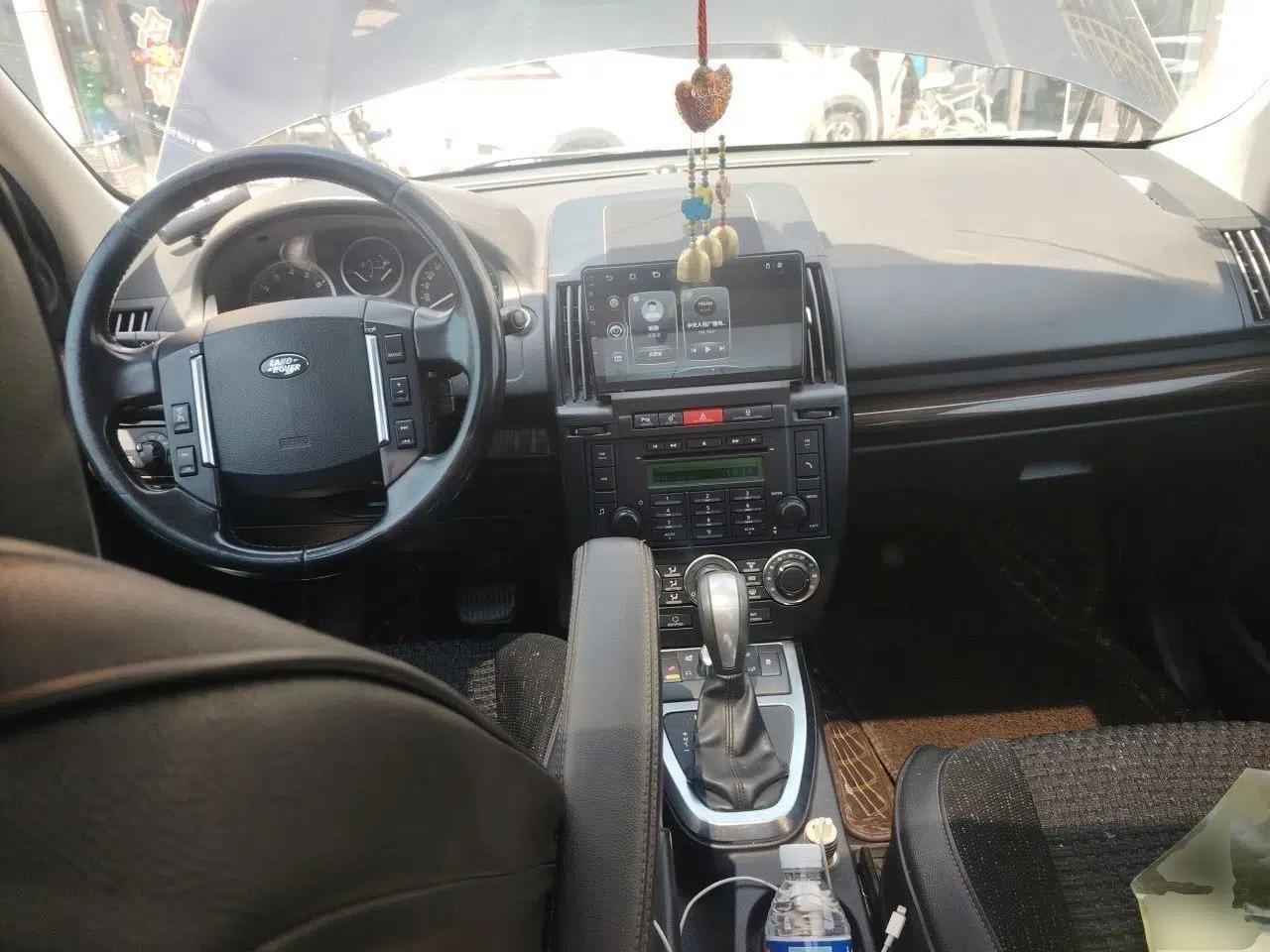 Land Rover Freelander 2 2012 2.0T Si4 SE Gasoline Version — миниатюра 10
