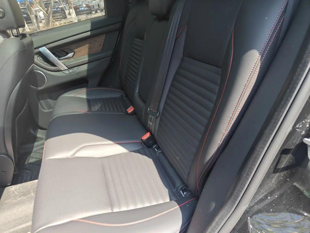 Land Rover Discovery Sport New Energy 2022 P300e Performance Tech Edition — миниатюра 18