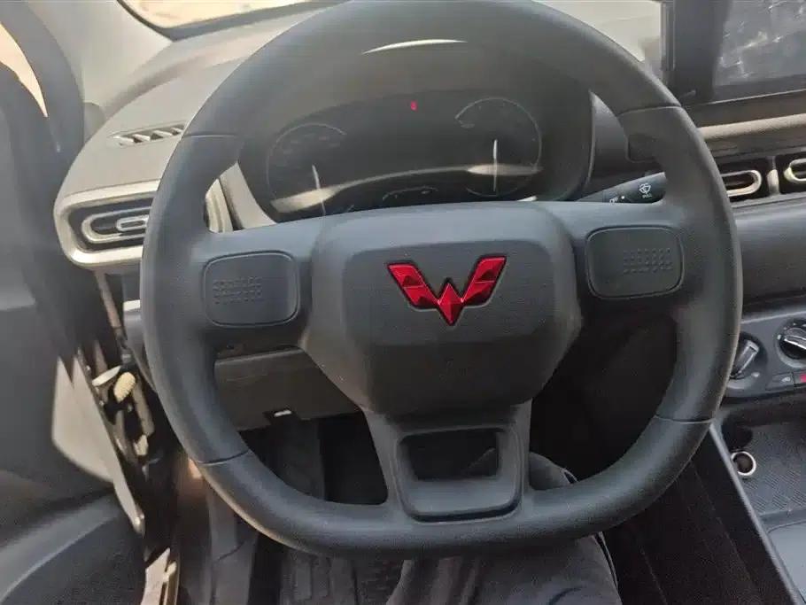 Wuling Hongguang New Energy 2024 Pure Electric Version 300KM Standard Edition — миниатюра 15
