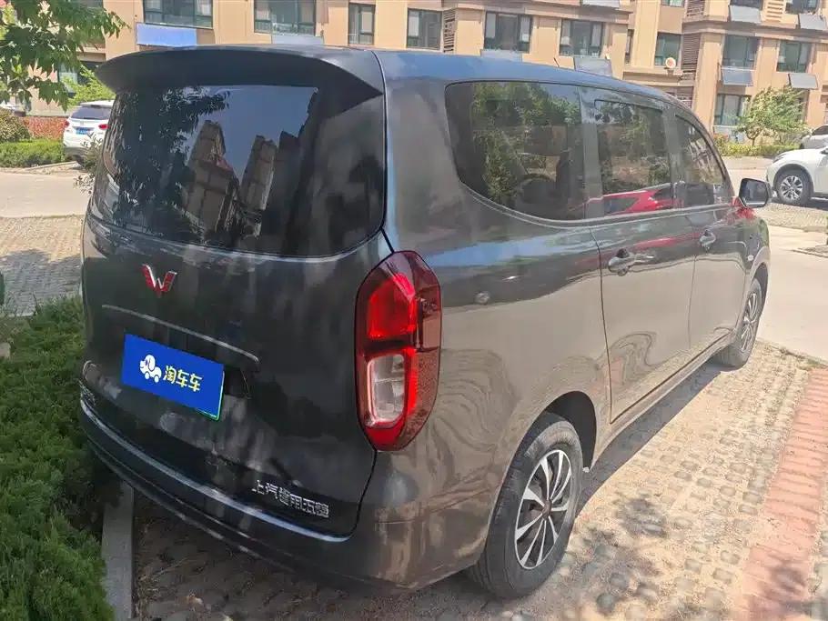 Wuling Hongguang New Energy 2024 Pure Electric Version 300KM Standard Edition — миниатюра 3