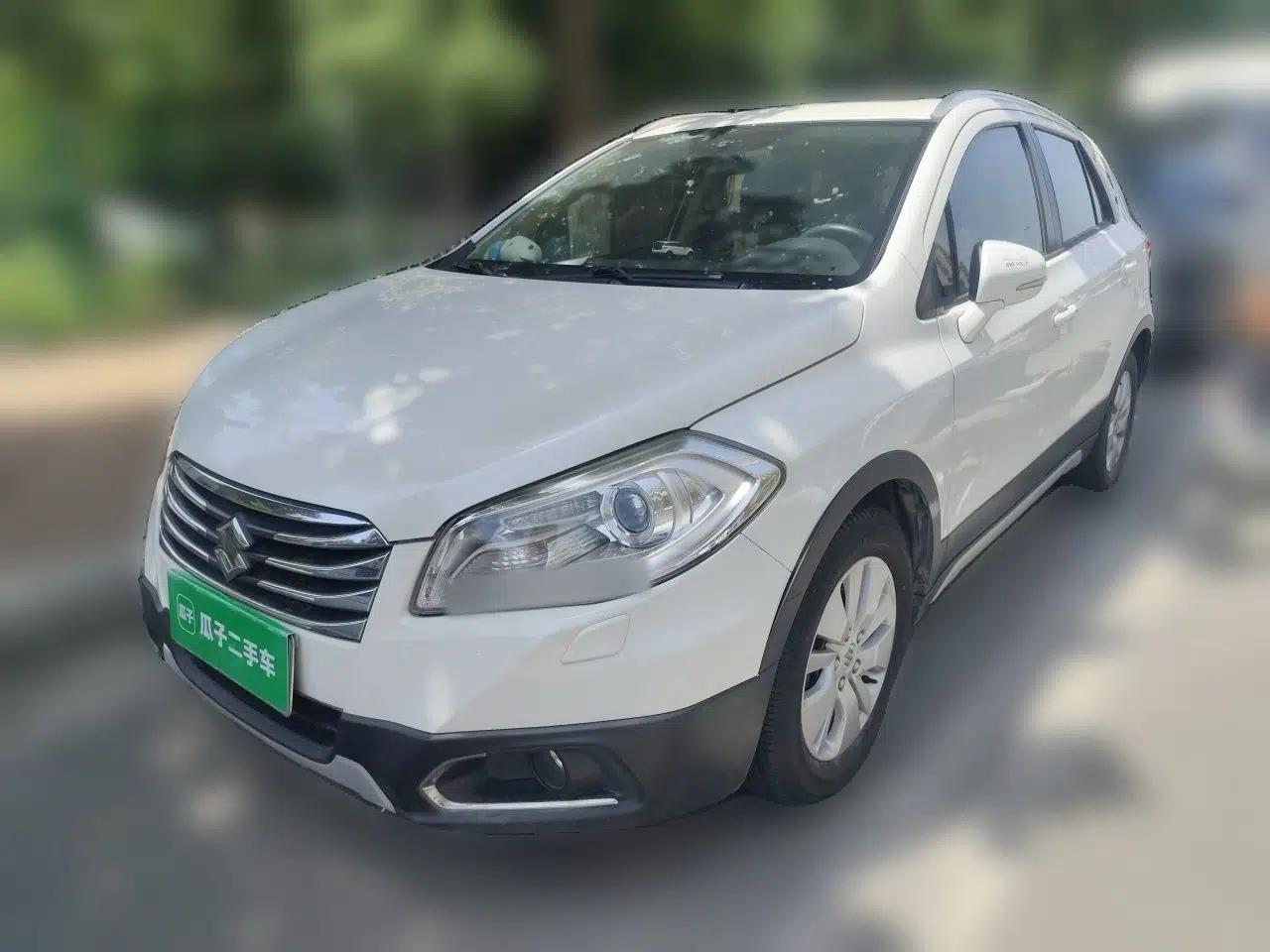 Suzuki S-Cross 2014 1.6L Manual Two-Wheel Drive Elite Model — миниатюра 1