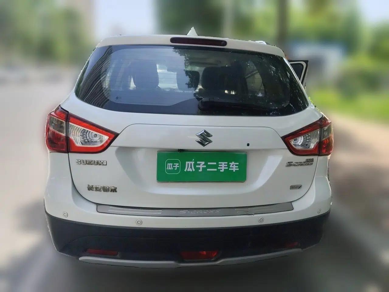 Suzuki S-Cross 2014 1.6L Manual Two-Wheel Drive Elite Model — миниатюра 5