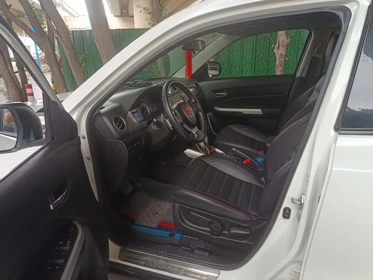Suzuki Vitara 2016 1.4T Automatic 4x4 Flagship Model — миниатюра 17