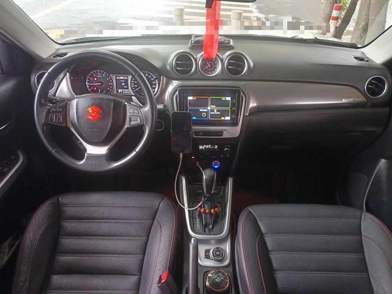 Suzuki Vitara 2016 1.4T Automatic 4x4 Flagship Model — миниатюра 10