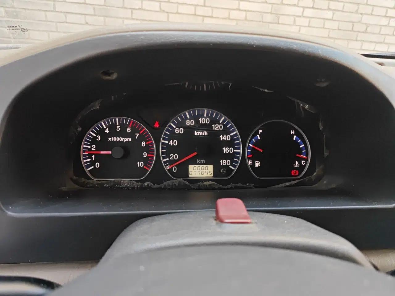 Suzuki Wagon R 2015 1.0L Manual Comfort Model — миниатюра 12