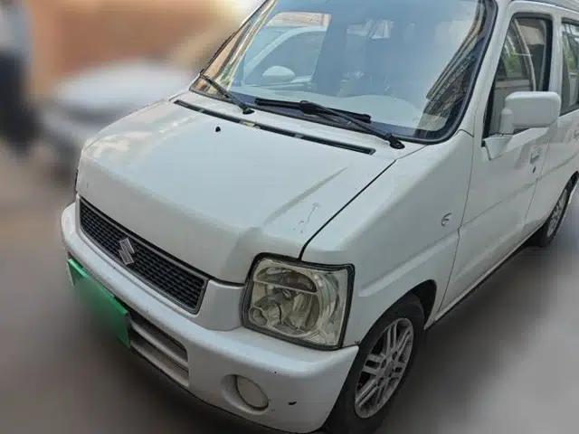 Suzuki Wagon R 2015 1.0L Manual Comfort Model