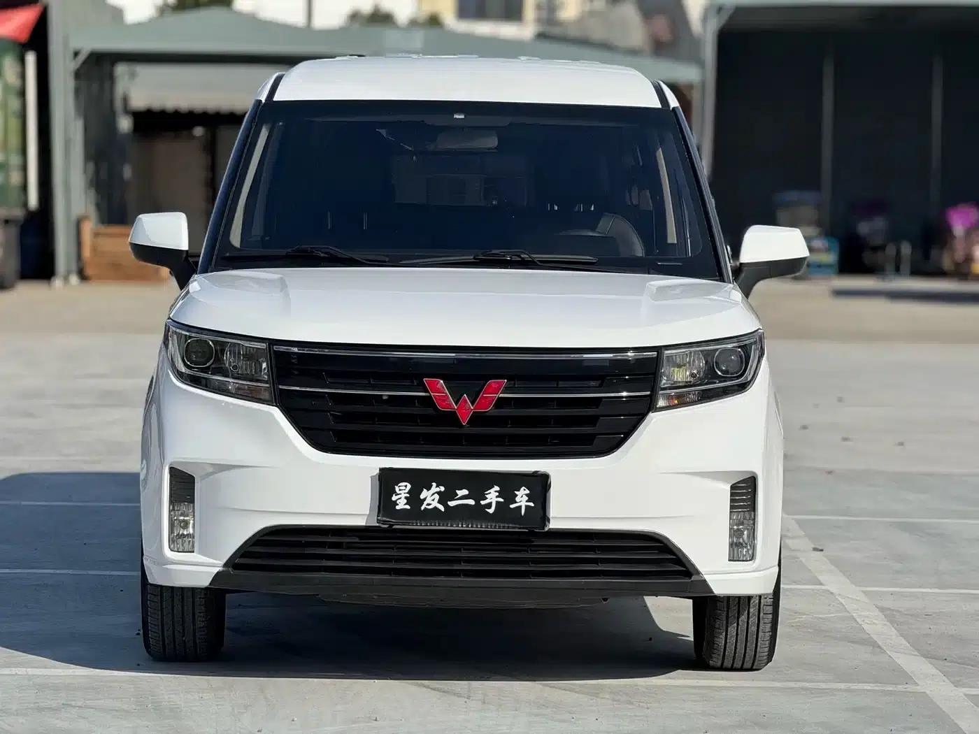 Wuling Journey 2021 1.5T Manual Deluxe Edition — миниатюра 2