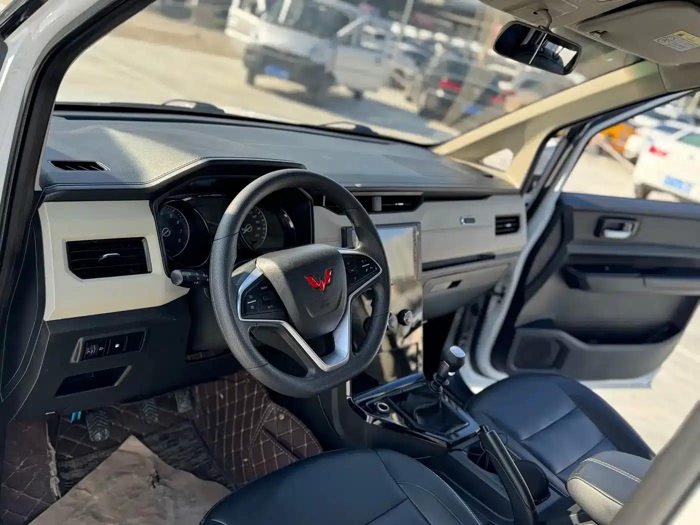 Wuling Journey 2021 1.5T Manual Deluxe Edition — миниатюра 15